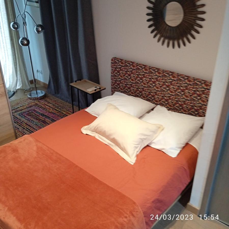 Les Terrasses Des Anthenors Bed and Breakfast Ensues-la-Redonne Exteriör bild