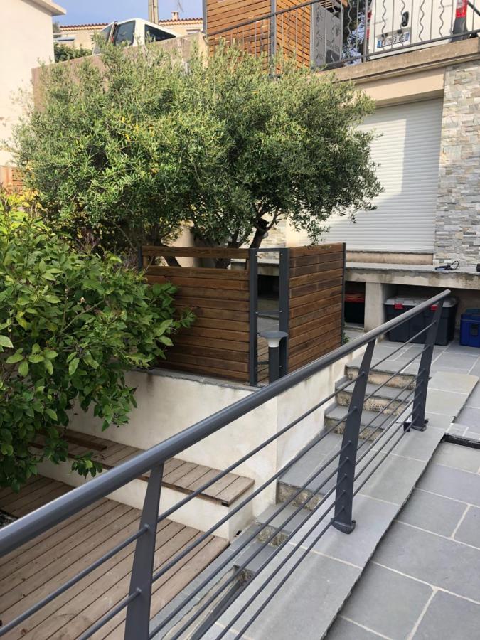 Les Terrasses Des Anthenors Bed and Breakfast Ensues-la-Redonne Exteriör bild