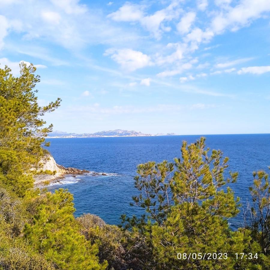 Les Terrasses Des Anthenors Bed and Breakfast Ensues-la-Redonne Exteriör bild